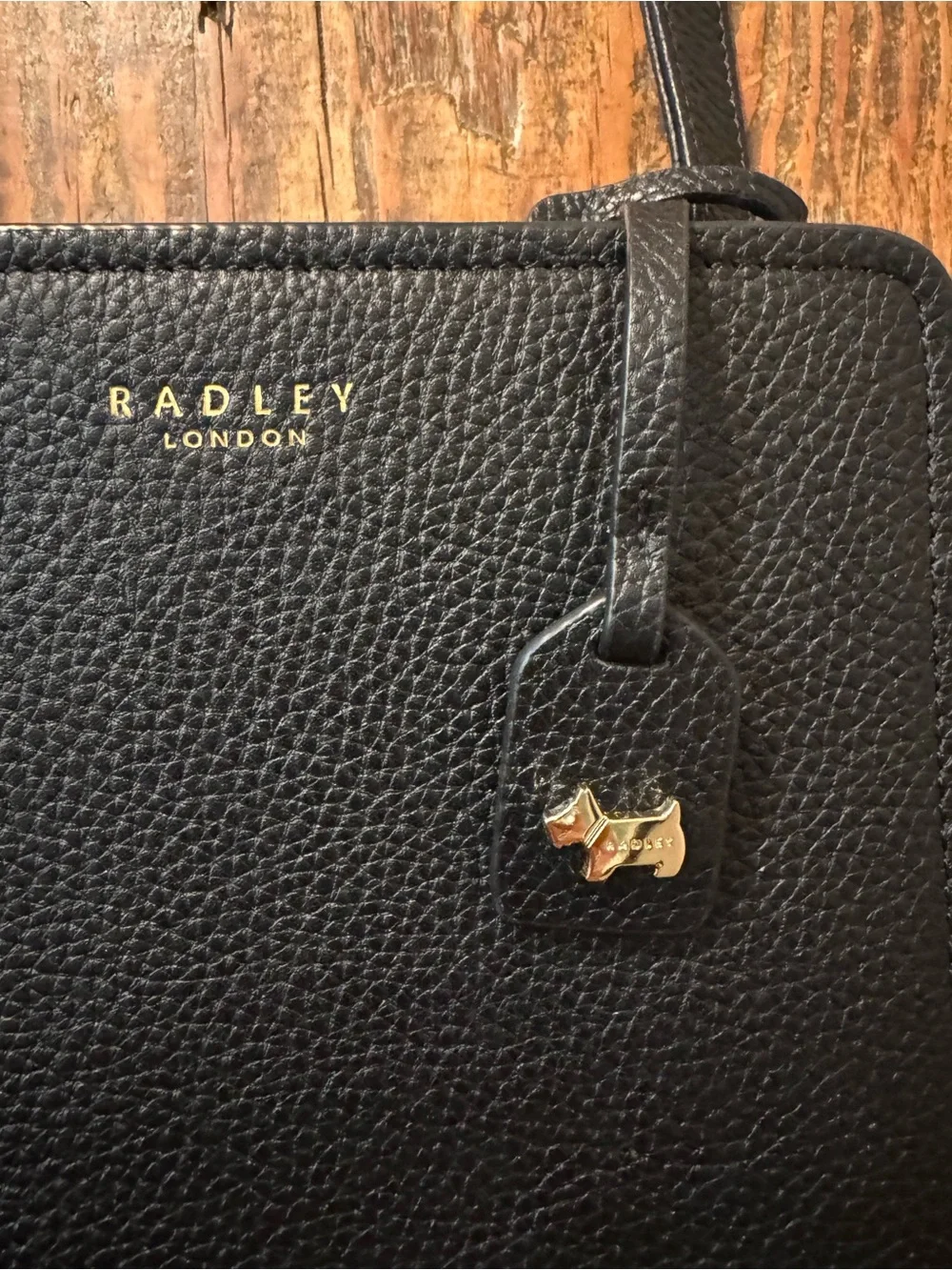 NWT/DUST BAG Radley London Summer Street Zip-Around Crossbody Bag in Black